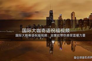 三巨头合体！半场布克7中5砍17分4板7助&杜兰特13分&比尔6分